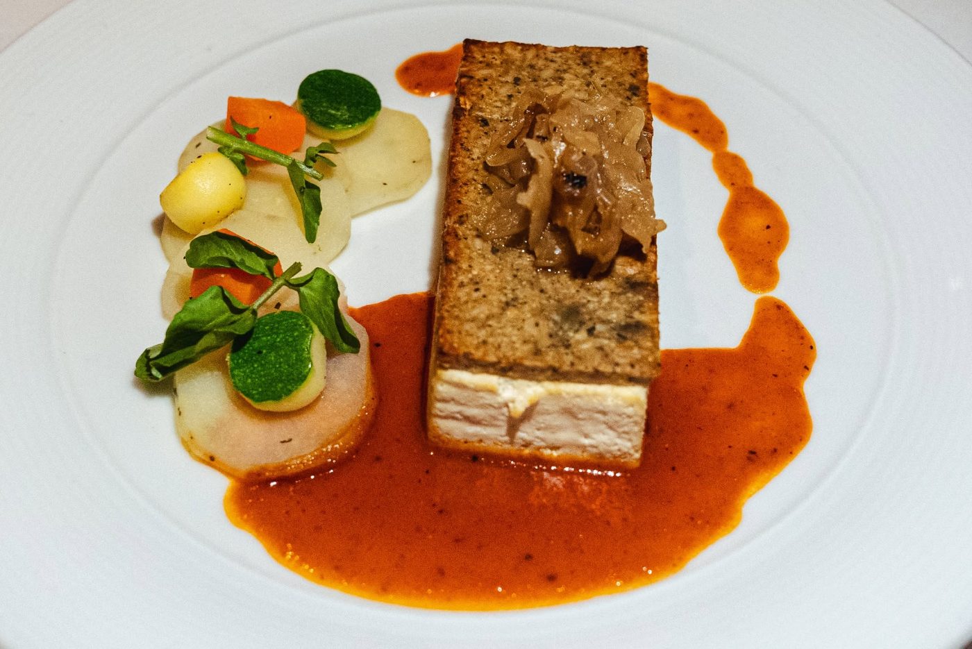 Tofu in a red pepper sauce Tofu in a red pepper sauce
