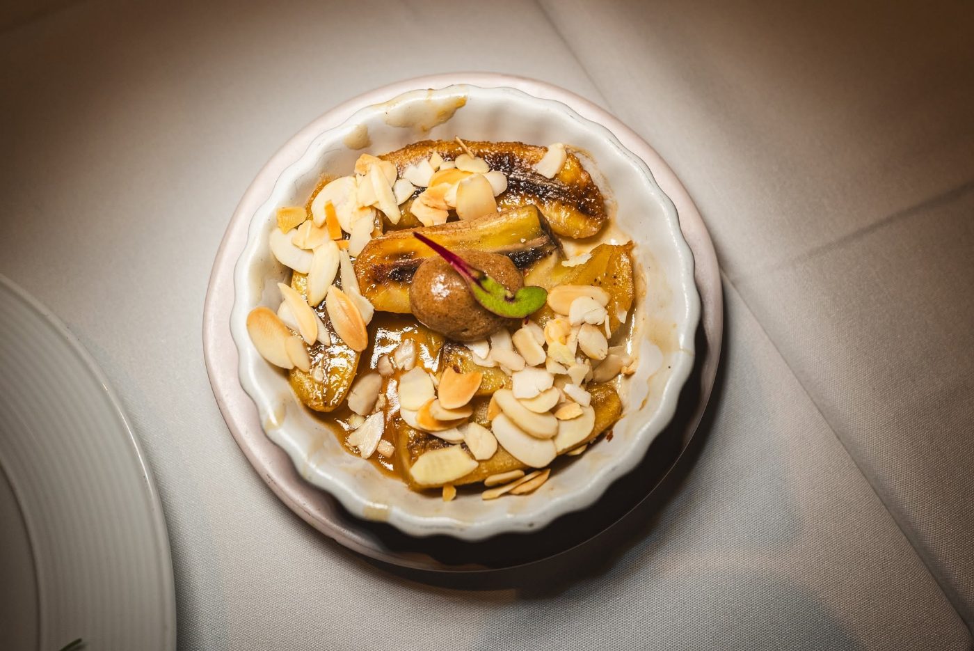 Banana and almond dessert Banana and almond dessert